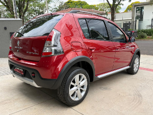 Renault Sandero Stepway 1.6 Hi-flex Automatico *baixo km*