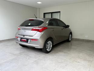HYUNDAI HB20 COMFORT PLUS 2017 1.6 FLEX AUT. BAIXO KM