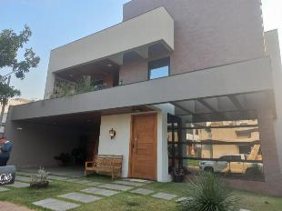 Vende-se sobrado - Cond. Ecogarden