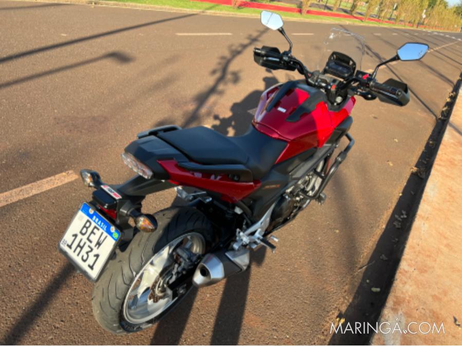 Vende-se moto Honda NC750X - IMPECÁVEL, único dono