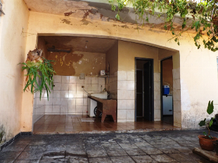 VENDE-SE CASA JD ALVORADA