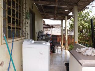 VENDE-SE CASA JD LIBERDADE PRÓX. AV. GUAIAPÓ E CSU.