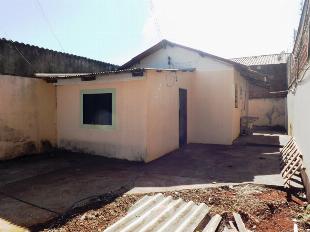 VENDE-SE CASA CONJ. CHAMPAGNAT PRÓX. AV. GUAIAPO