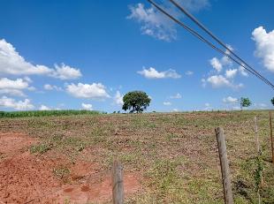 30.000 m2 EM MUNHOZ DE MELLO
