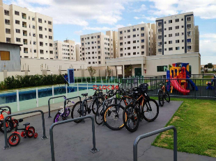 Apartamento com 2 dormitórios para alugar, 50 m² por R$ 1.650,01/mês - Jardim América - Maringá/PR