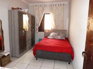 VENDE-SE CASA PQUE RES TUIUTI BOA LOCALIZAÇÃO