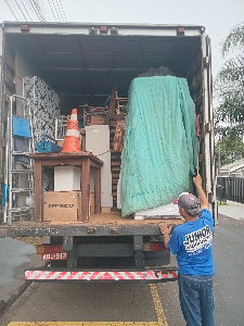 Imagem do anuncio Mudança completa,  encaixotar, ajudante,  desmontagem e montagem de móveis na mudança,  mudança maringa e região
