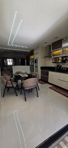 Casa no Condomínio Monte Alto