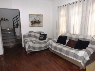 VENDE-SE BELO SOBRADO SEMI MOBILIADO AREA CENTRAL PRÓX. SHOOPING AVENIDA CENTER