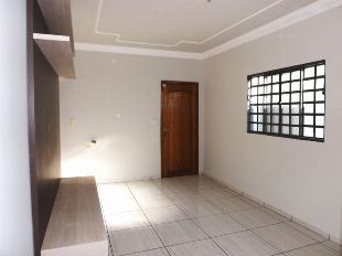 ALUGA-SE CASA JD. ALVORADA PRÓX. PRAÇA FARROUPILHA