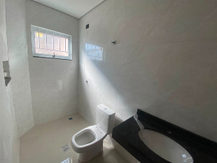 Sobrado com 4 Quartos e 130 m² no Jardim Montreal - Maringá/PR