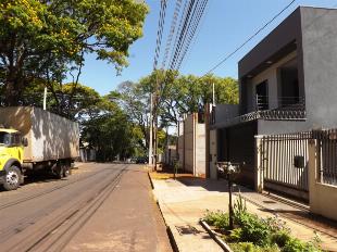 VENDE-SE ESCELENTE 1/2 TERRENO VILA ESPERANÇA PRÓX. AV. MORANGUEIRA