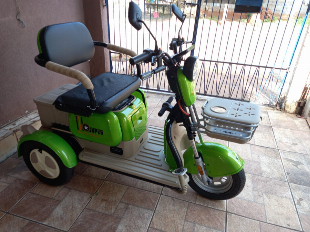 **TRICICLO ELÉTRICO SUPER 800W – NOVO!**