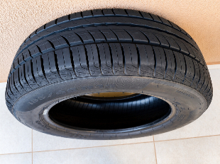 PNEU PIRELLI 185/65 R15 NOVO