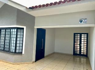 Casa Semimobiliada à Venda no Jardim Maravilha - Maringá