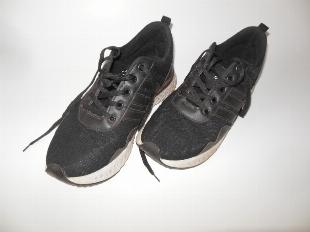 Tênis Adidas Preto n. 38