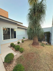 Mude sem começar do zero: casa mobiliada com 3 suítes e espaço gourmet no Jardim Paraizo