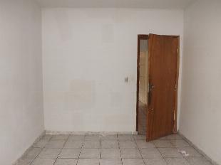 ALUGA-SE 2 CASAS NO TERRENO JD PARAISO
