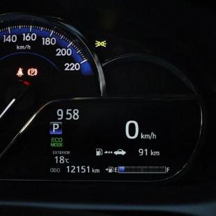 TOYOTA YARIS HATCH XLS 2025