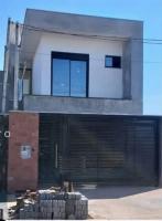 Vende-se sobrado geminado com piscina no interior +meio terreno próximo ao shopping catuaí em Maringá-Pr