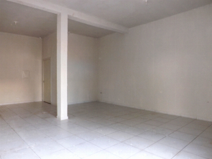 ALUGA-SE SALÃO TÉRREO AV. SÃO DOMINGOS. Nº 1229. VILA MORANGUEIRA