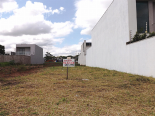 Imagem do anuncio VENDE-SE EXCELENTE TERRENO JARDIM BOM JARDIM. BAIRRO REPLETO DE BELAS CASAS.
