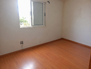 Apartamento de 3 quartos com garagem e elevador no Edifício Lírios
