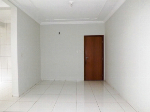 ALUGA-SE CASA DE FUNDOS AV. GUAIAPÓ Nº 2589. JD. LIBERDADE. PRÓX. C.S.U