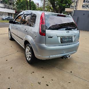 Ford Fiesta 1.6 Completo
