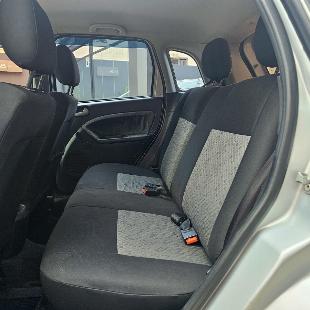 Ford Fiesta 1.6 Completo