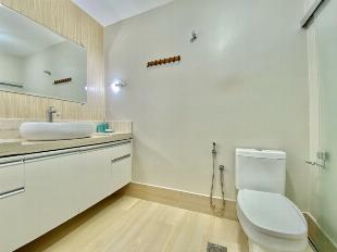 OPORTUNIDADE DESSE BELÍSSIMO APARTAMENTO SEMI MOBILIADO NO EDIFÍCIO FLAMBOYANT