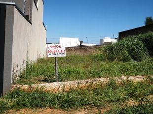 VENDE-SE 1/2 TERRENO LOTEAMENTO PARQUE DO JAPÃO