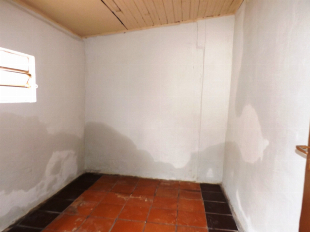 ALAUGA-SE CASA VILA MORANGUEIRA EM FRENTE AO COLÉGIO FARIA PIOLI
