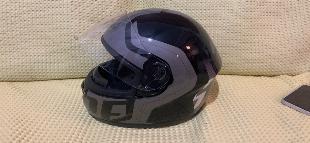Capacete