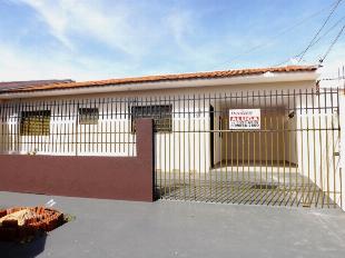 ALUGA-SE CASA PQUE RES. TUIUTI