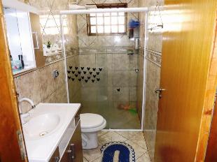 VENDE-SE CASA PQUE RES TUIUTI BOA LOCALIZAÇÃO
