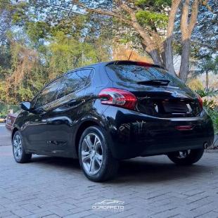 PEUGEOT 208 GRIFFE 2014