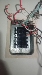 Eletricista em Maringá e Sarandi.