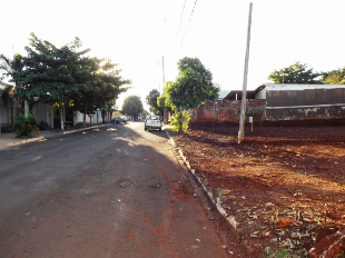 ALUGA-SE TERRENO COMERCIAL CENTRO DE FLORESTA - PR