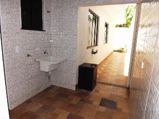 ALUGA-SE BELA CASA JD ALVORADA III. PROX. AV. PEDRO TAQUES