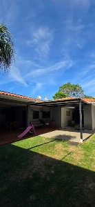 Casa no Condomínio Monte Alto