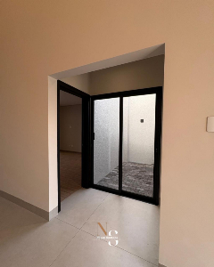 Vende-se Casa!