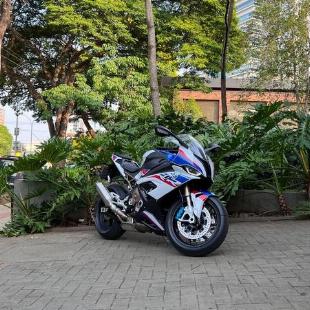 BMW S1000 RR 2022