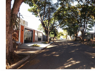 VENDE-SE 2 CASAS NO TERRENO JD ALVORADA PROX. PRAÇA SÃO VICENTE