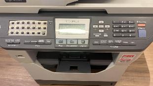 VENDE-SE COPIADORA BROTHER MFC 8890DW REVISADA.