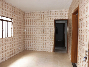 ALAUGA-SE CASA VILA MORANGUEIRA EM FRENTE AO COLÉGIO FARIA PIOLI