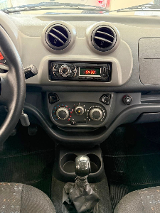Fiat Uno Vivace 1.0 Flex Completo