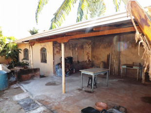 VENDE-SE CASA JD ALVORADA
