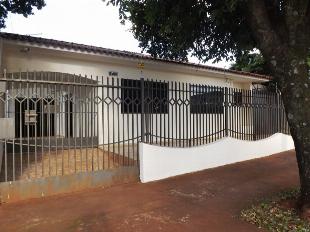 ALUGA-SE CASA JD ALVORADA AO LADO DO CENTRO ESPORTIVO