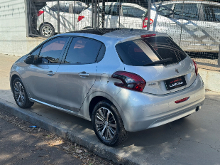 Peugeot 208 Griffe 1.6